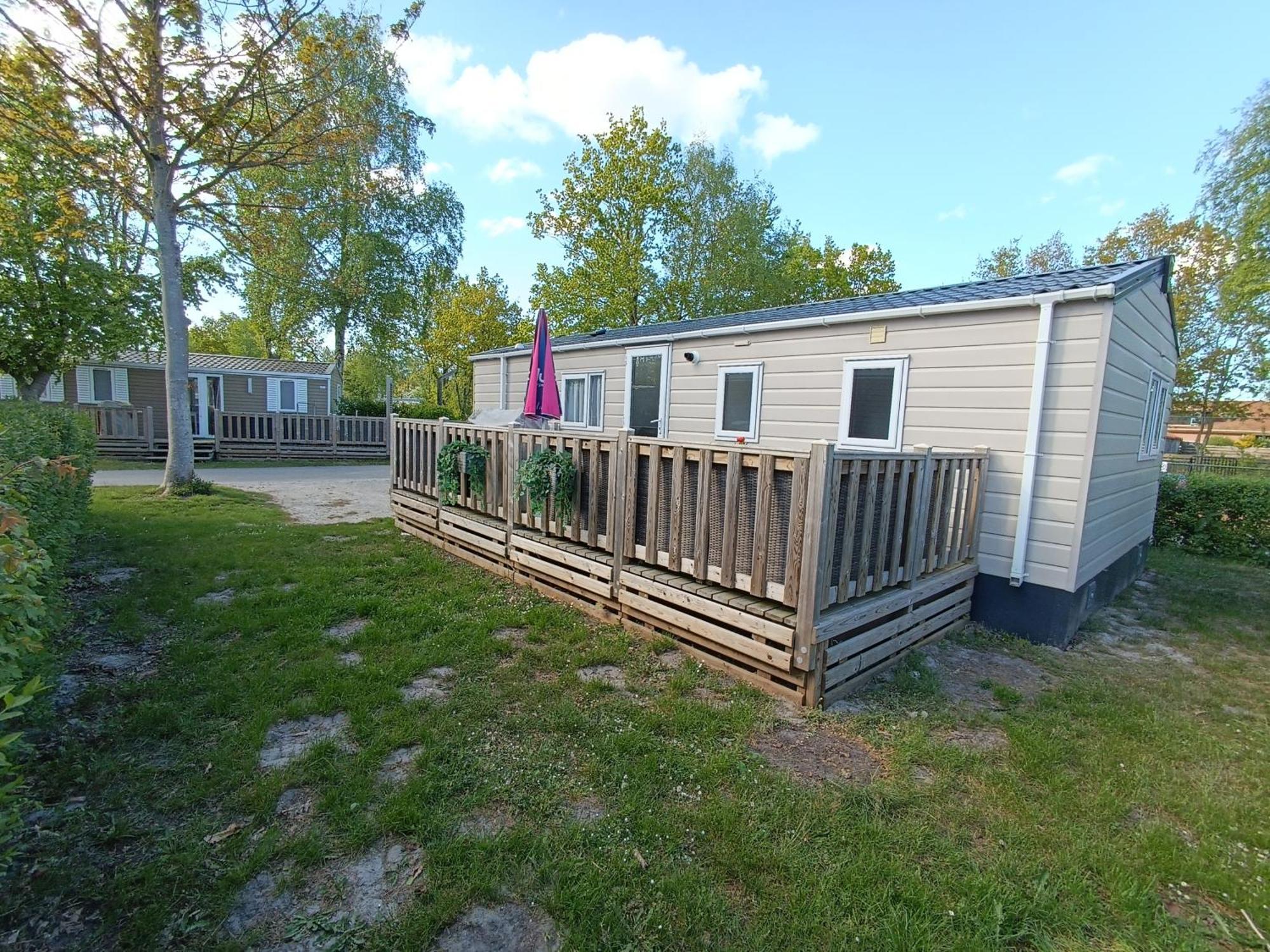 Bj Chalets - De Rug 1 - Vakantiepark Lauwersoog - Luxe Chalet Met Vaatwasser! Vroege Incheck! Bagian luar foto